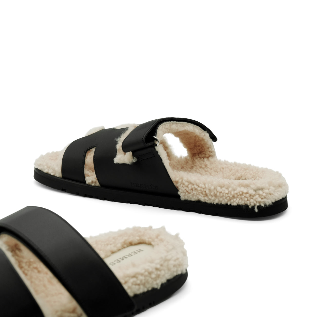 Hermès Chypre Sandal - Noir/Écru/Shearling Lining (43.5)