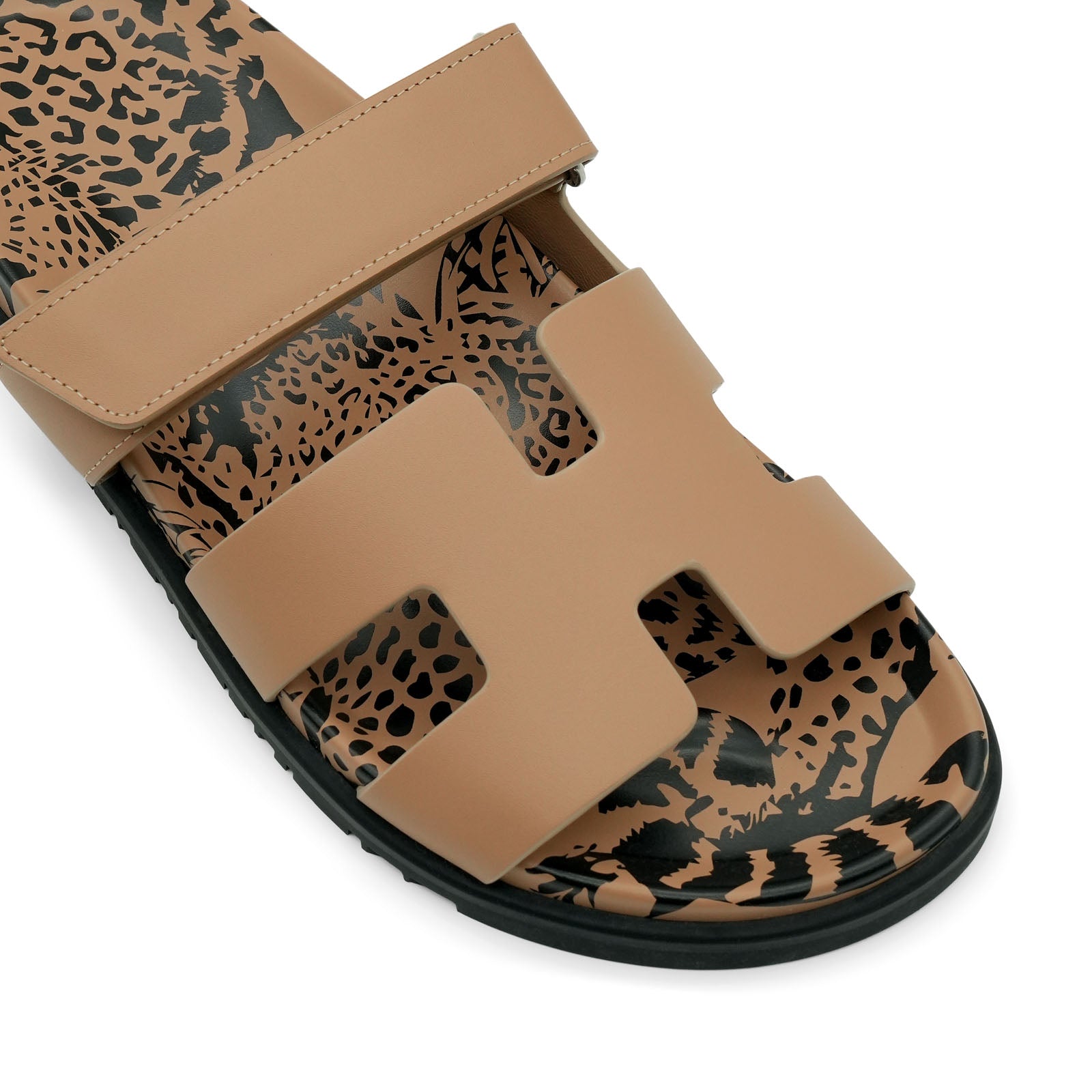 Hermès Chypre Sandal - Beige Argile/Leopard Print